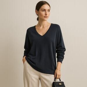 Women’s Oversized V-Neck Sweater Navy Italian Wool Soft Cozy Minimalist Capsule